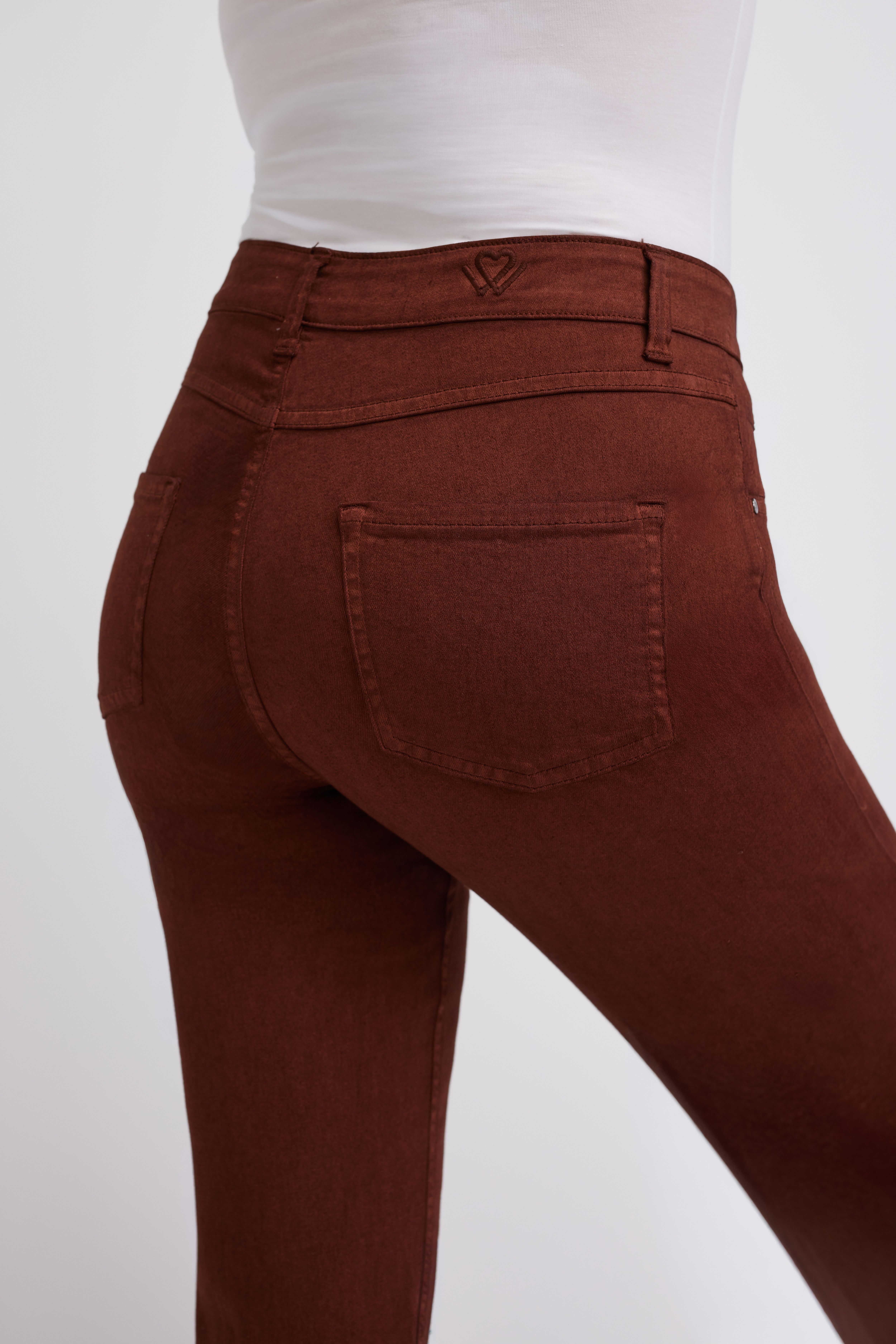 wonderjeans "Relaxed Straight" Cool, modern und vielseitig zu stylen