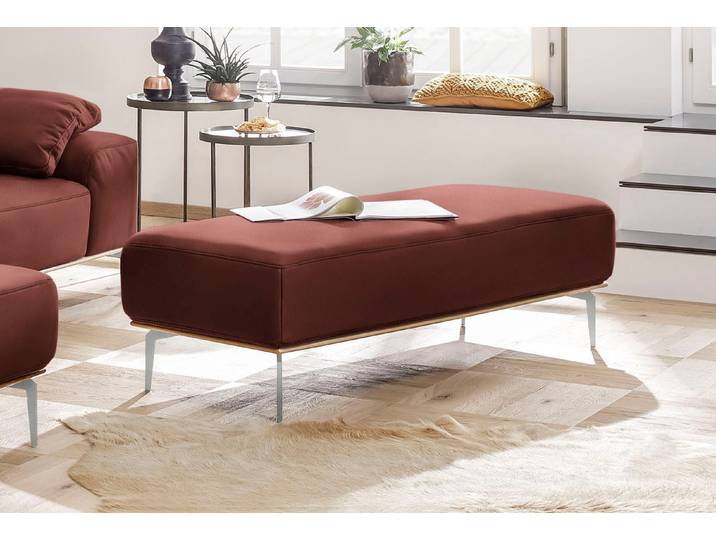 Polsterhocker W.SCHILLIG, rot (rosso marone z73), B:150cm H:46cm T:60cm, Longlife Xtra-Leder Z73: Naturwalkleder der Luxusklasse aus den erlesensten Rohhäuten. Hautstärke 1, 1 – 1, 3 mm;ROHLEDER Chenille-Flachgewebe Q2 W77 (68% Polyacryl, 32% Polyester);Stoff S37 (100% Polyester), Hocker, Polsterhocker, mit elegantem Holzsockel, Füße in Chrom glänzend, Breite 150 cm