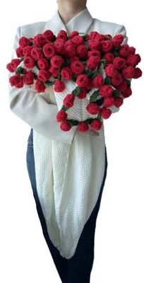 Uplifted Finds Rose Bouquet Crochet Blanket Handmade Soft Acrylic Throw diameter: 150 Cm 59.1 In