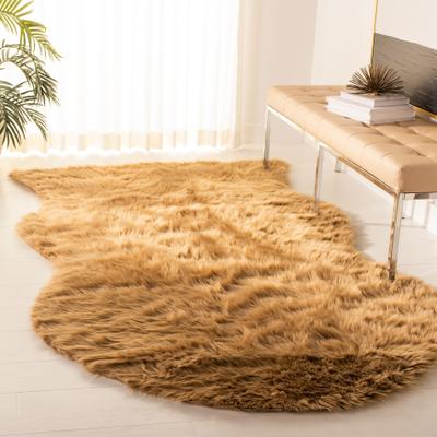SAFAVIEH Faux Sheep Skin Shona 2.4-inch Thick Rug