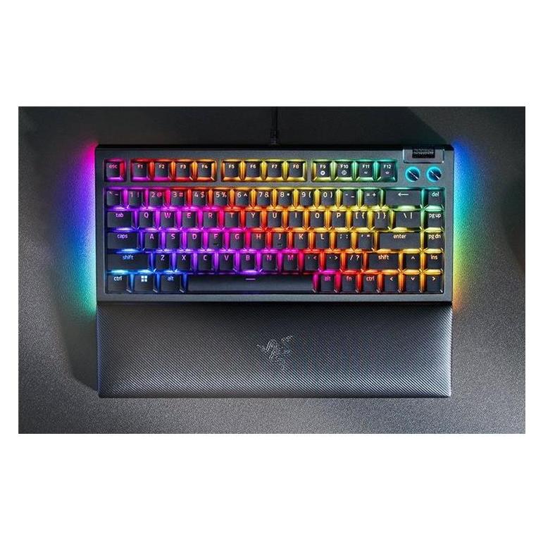 Razer BlackWidow V4 (US, Kabelgebunden) (RZ03-05000100-R3M1)