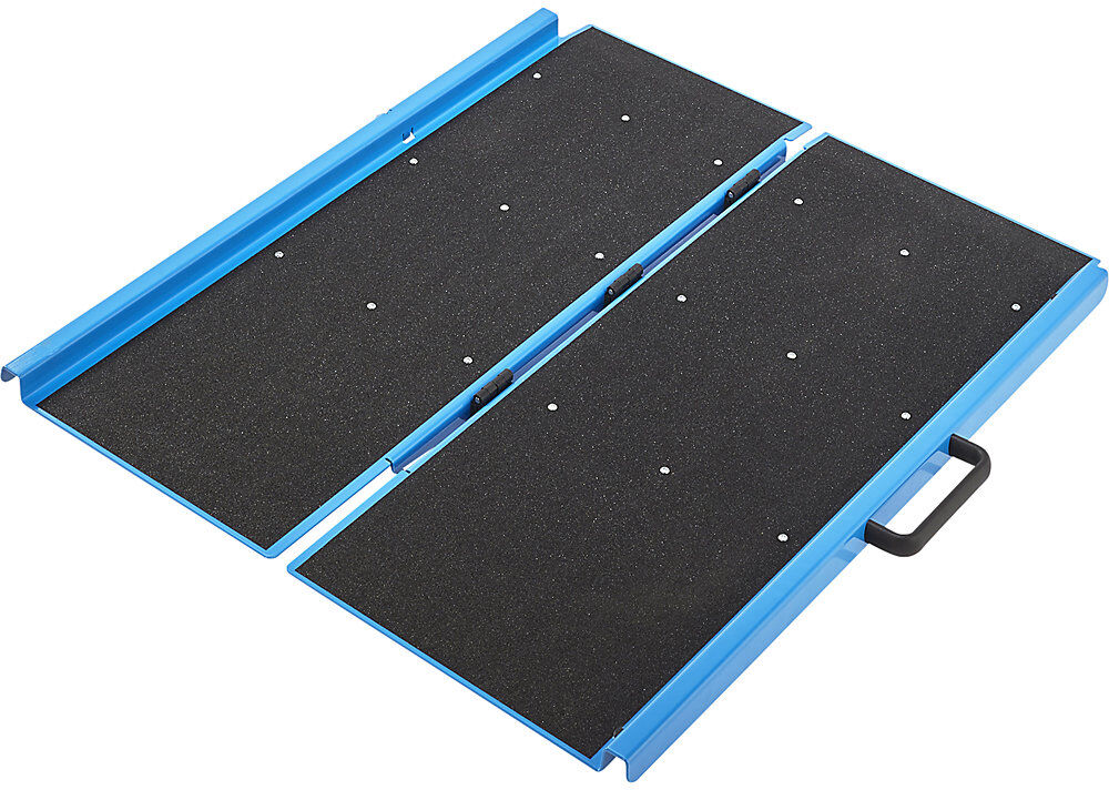 Zufahrtrampe, klappbar, Tragfähigkeit 450 kg, LxB 1060 x 890 mm Mottez
