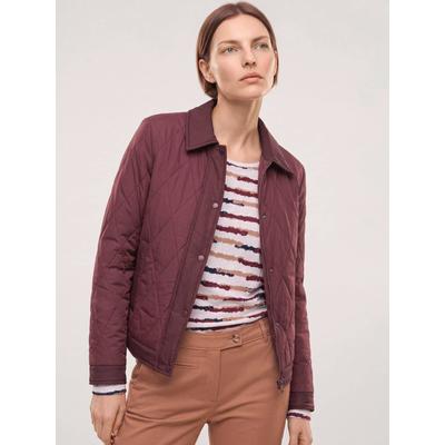 Kurze Steppjacke mit Materialmix