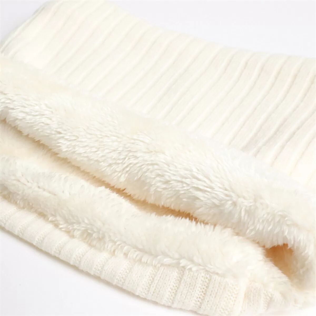 INF Gefütterter, dicker Halswärmer aus einfarbigem Fleece - Gestrickter, elastischer Thermoschal für den Winter Weiß