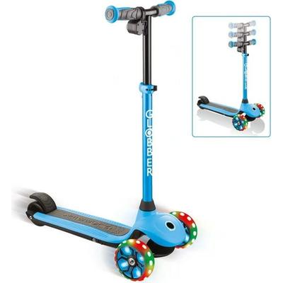 GLOBBER ONE K E-MOTION 4 PLUS hellblau, mit Leuchtrollen
