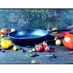 MAYSTERNYA Grillpfanne aus Gusseisen 24 cm Schmorpfanne Bratpfanne Steakpfanne