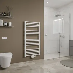 agadon Design-Badheizkörper Forma mit Mittenanschluss, 1174 x 600 mm, Weiß, 546 Watt - Weiß - 1174x600x30 mm, 546 Watt