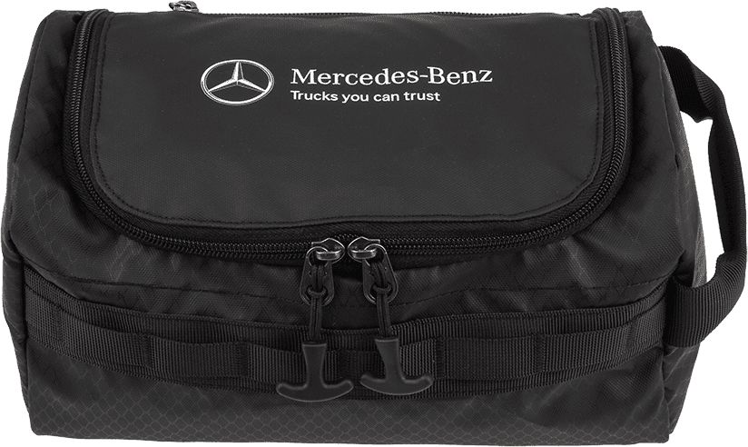 MERCEDES BEAUTY CASE