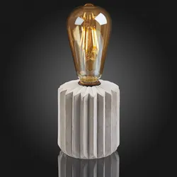 Hellum Tisch-Lampe 523973
