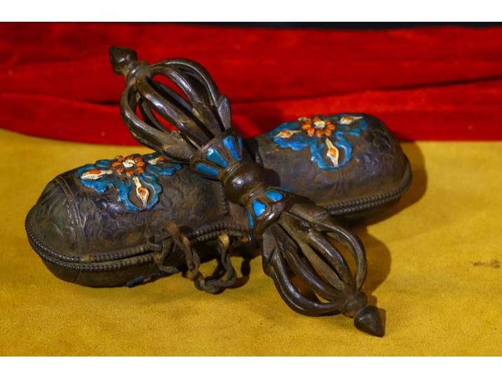 8 Xizang Collection folklorique vieux Bronze cinabre peint Vajra Phurpa coffret amulette Dharma salle de culte maison de ville exorcisme