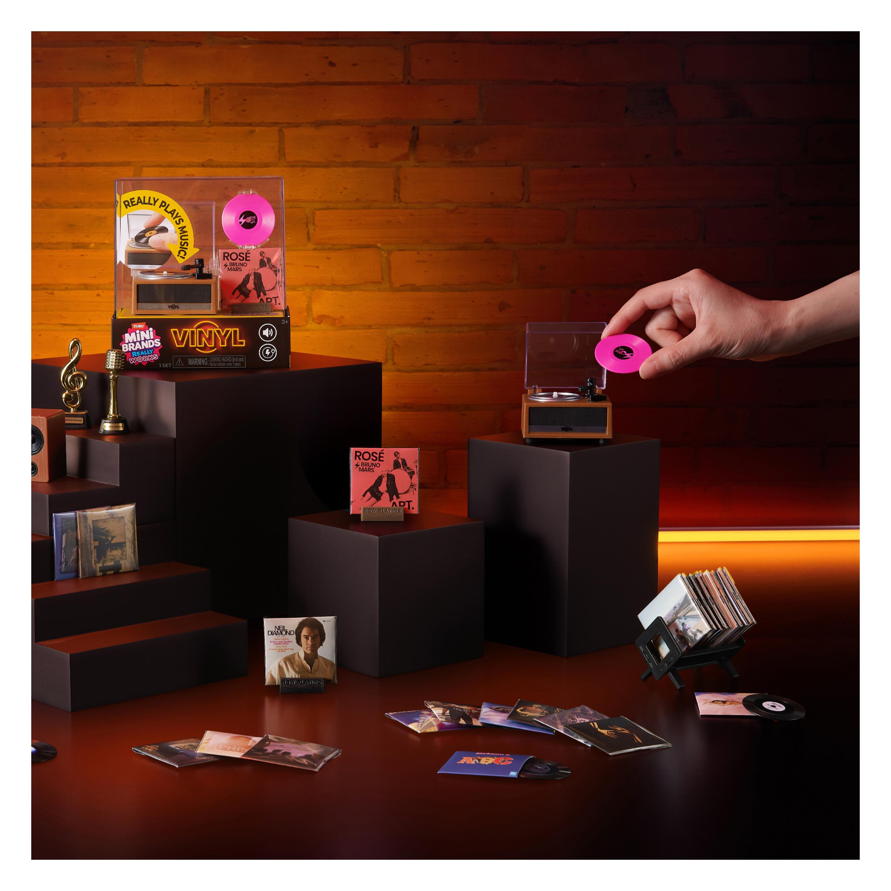 Zuru Mini Brands Really Works Vinyl Cube Series 1 (BAM0987)