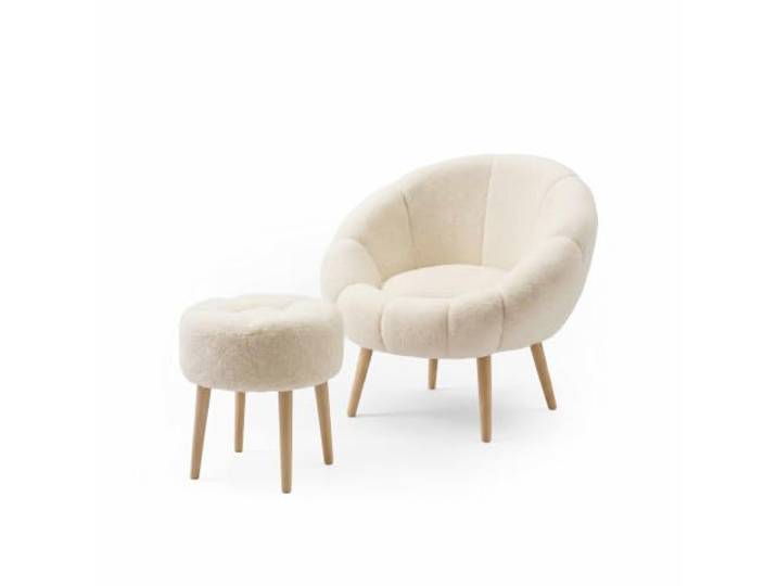 Hanah Home Elegant Wing Chair & Pouffe Set (2 Pieces), Cream, 100% Wellssoft Fabric, 100% Ash Tree Legs Perfect for Cozy Living Spaces