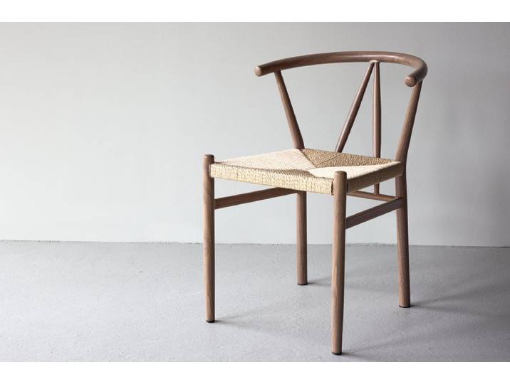 Stuhl Fliou - mit stilvoller geflochtener Sitzfläche - Beige - Luxusbetten24