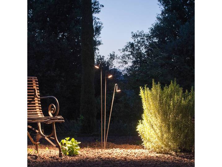 Vibia LED-Außenstehleuchte Brisa, 1-fl., braun BRISA, braun / rost, Kunststoff, Design
