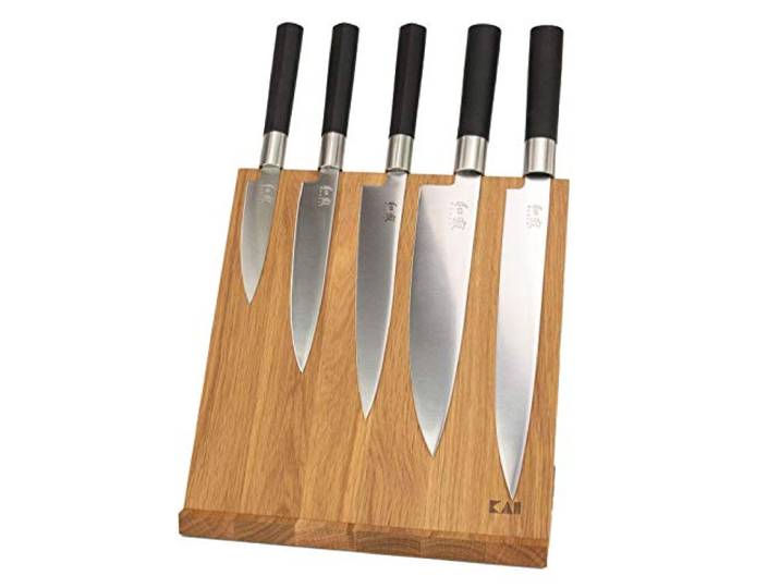 Kai Wasabi Black Messer-Set 67-W18 5 ultrascharfe Kai-Messer + Kai Magnet-Messerblock DM-0821