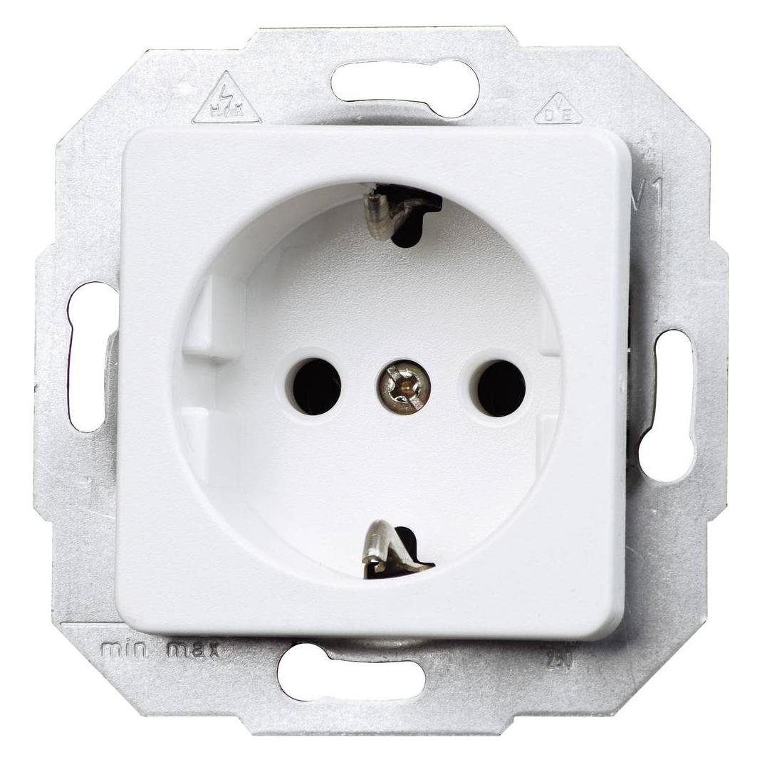Kopp 113613087. Buchsen-Typ: CEE 7/3, Module Menge (max): 1 Modul(e), Unterstützte Stecker-Typen: CE (113613087)