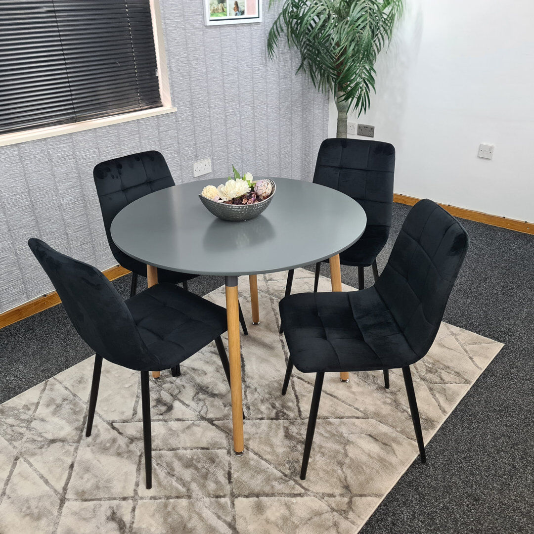 Fairmont Park Gordin 4 -Person Dining Set Grey/Black 4