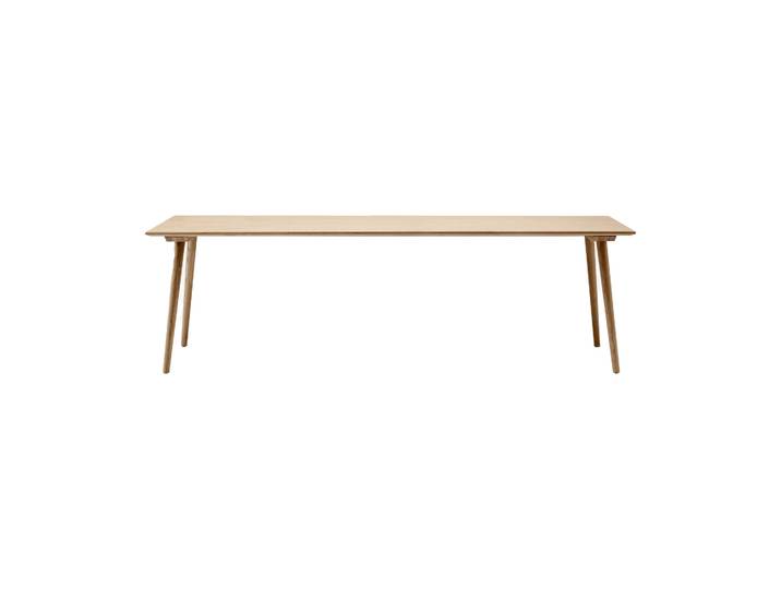 &Tradition Table In Between SK6 Chêne laqué transparent