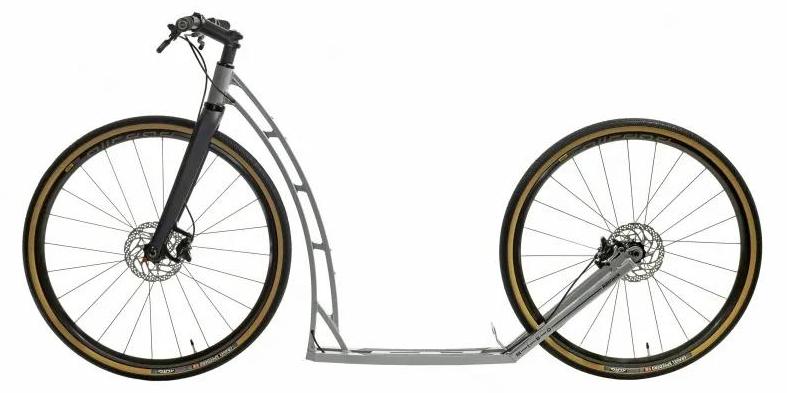 Alltrack Gravel Tretroller, Silbergrau, Limitierte Auflage, Carbongabel, Mavic ALLROAD 700 DISC