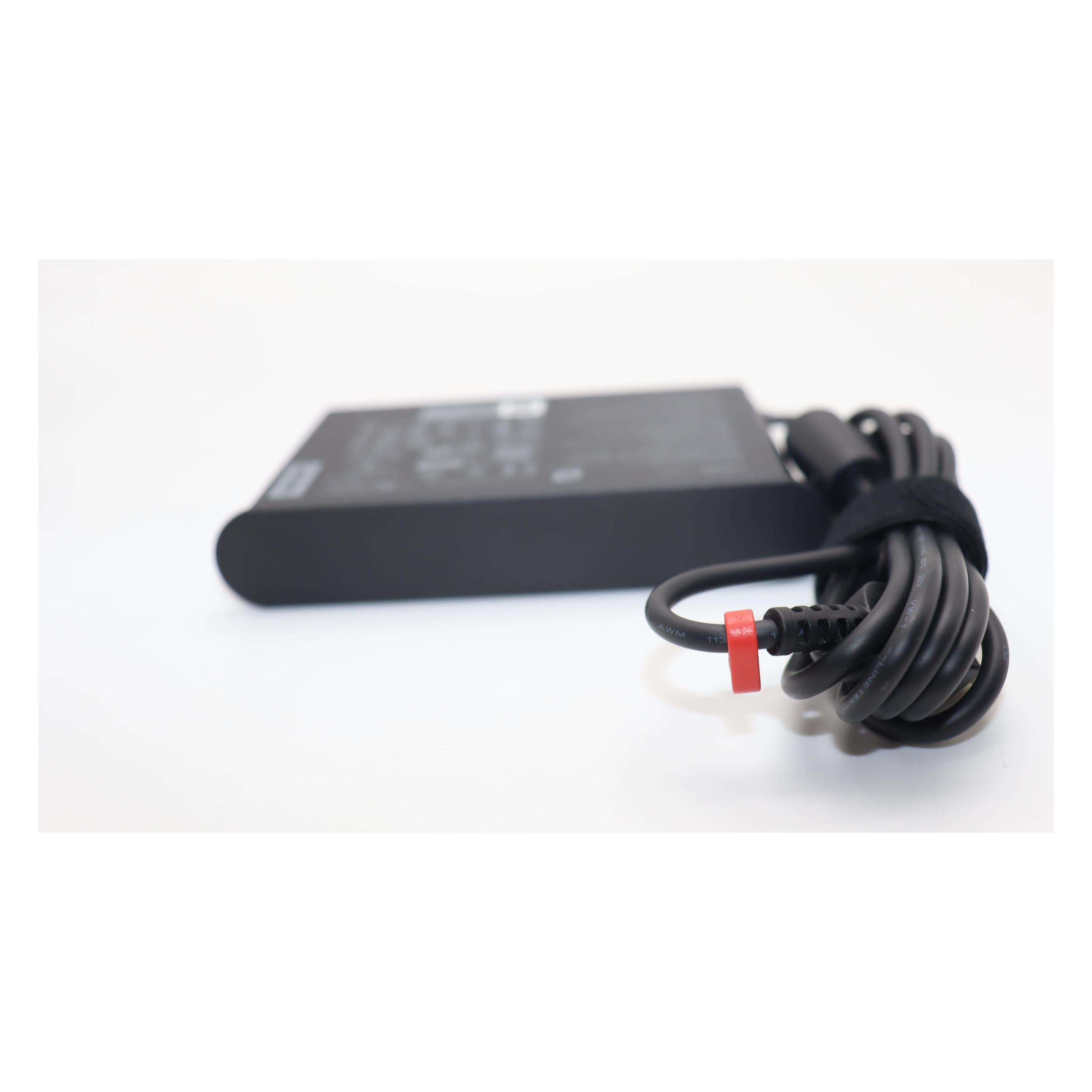Lenovo Ac adapter (135 W) (5A11K67847)