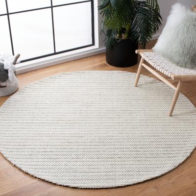 SAFAVIEH Marbella Liadain Wool Rug