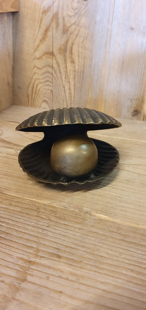 Decoratief Bronzen Beeld - Urne in Schelpvorm voor op Tafel