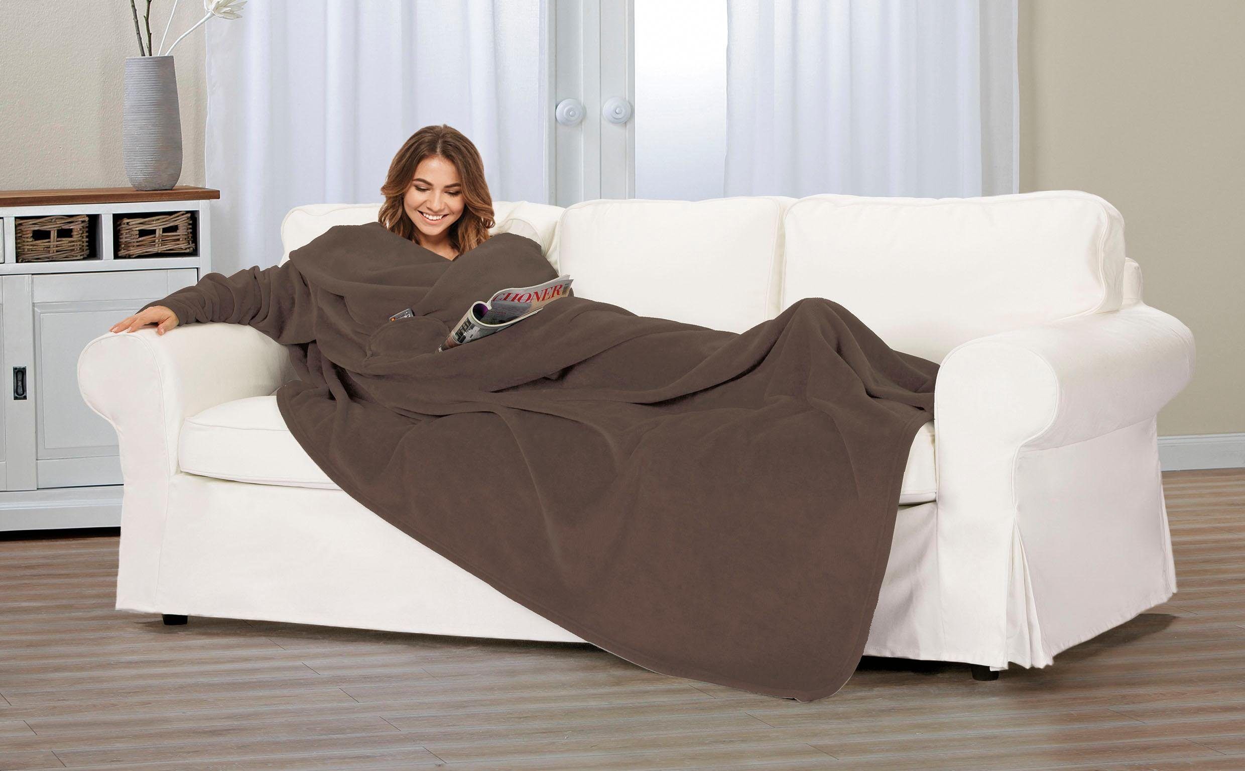Einschlagdecke GÖZZE "Ärmeldecke", braun, B:150cm L:240cm, Polyester, Wohndecken, Einschlagdecke, mit Brusttasche und integrierter Handytasche, Kuscheldecke braun B/L: 150cm x 240cm