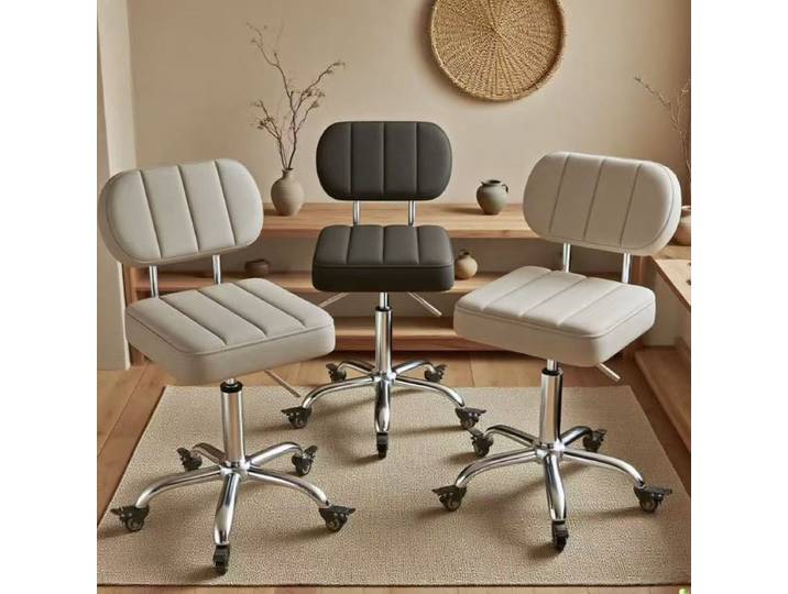 La chaise de beauté peut être levée, chaise arrière, fauteuil roulant coulissant pour gros travailleurs, rotation du commode de chambre à coucher peut être ajustée,