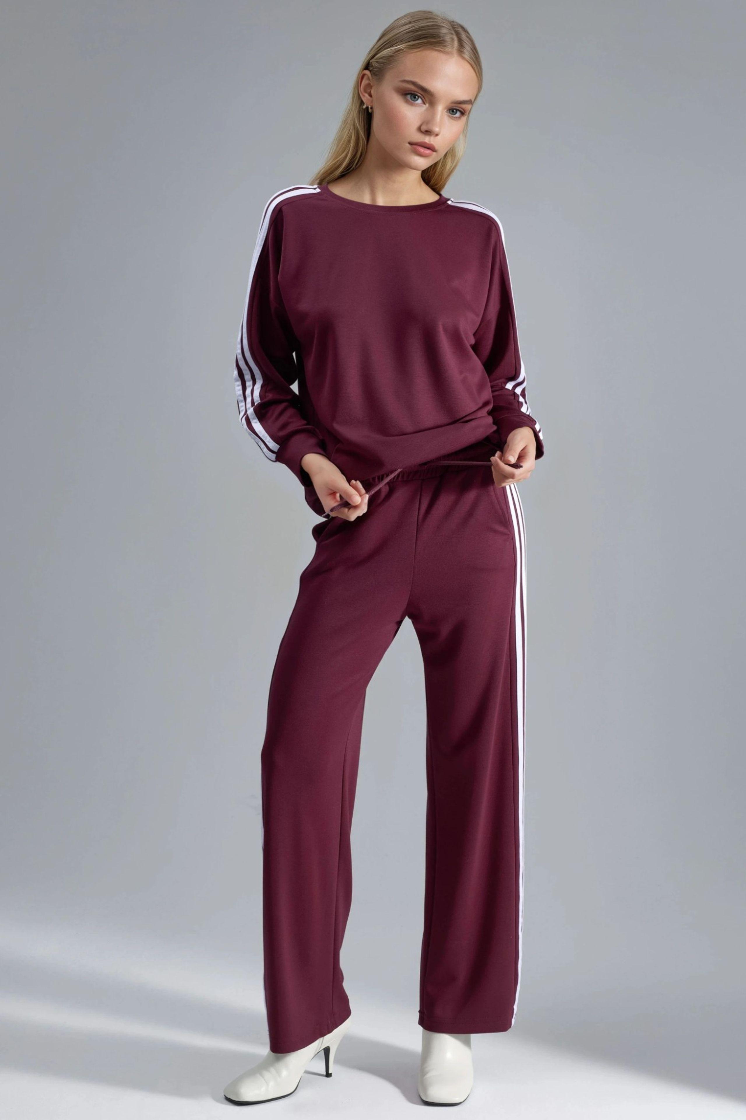 Gestreiftes Sweatshirt mit Rundhalsausschnitt und gerade geschnittene Hose Coord
