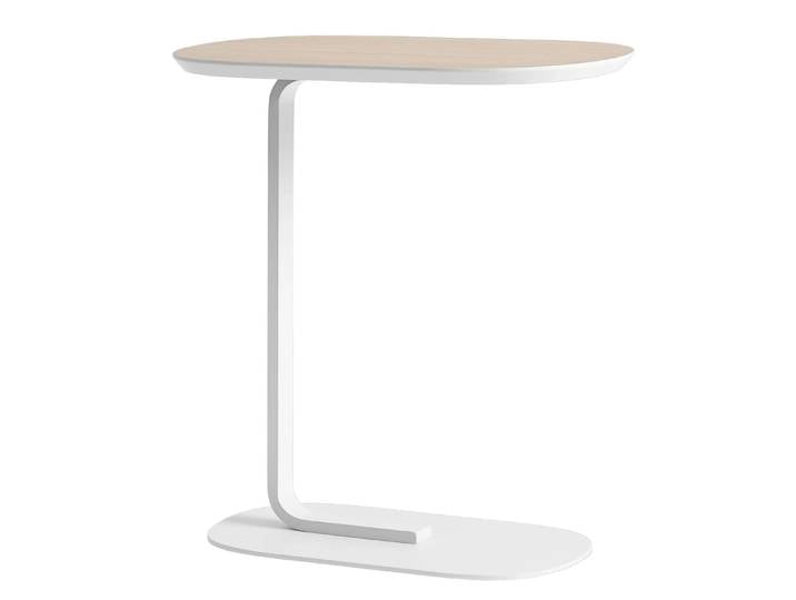 Muuto Relate Beistelltisch 60,5 cm Eiche, weiß