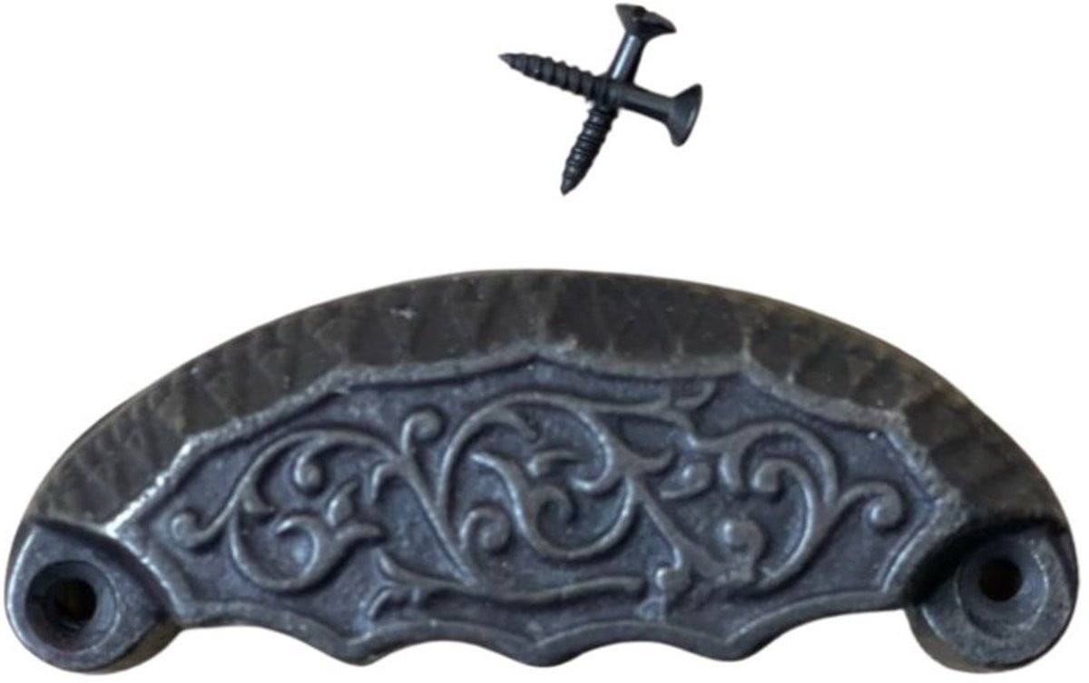 Ornate Vine Cup Pull Handle in Antiek IJzer