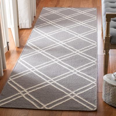 SAFAVIEH Handmade Flatweave Dhurries Tara Moroccan Wool Rug