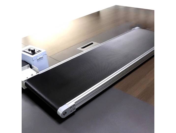 Petite ligne de production de moules à micro-poinçon, bande transporteuse, profil en aluminium, connexion directe