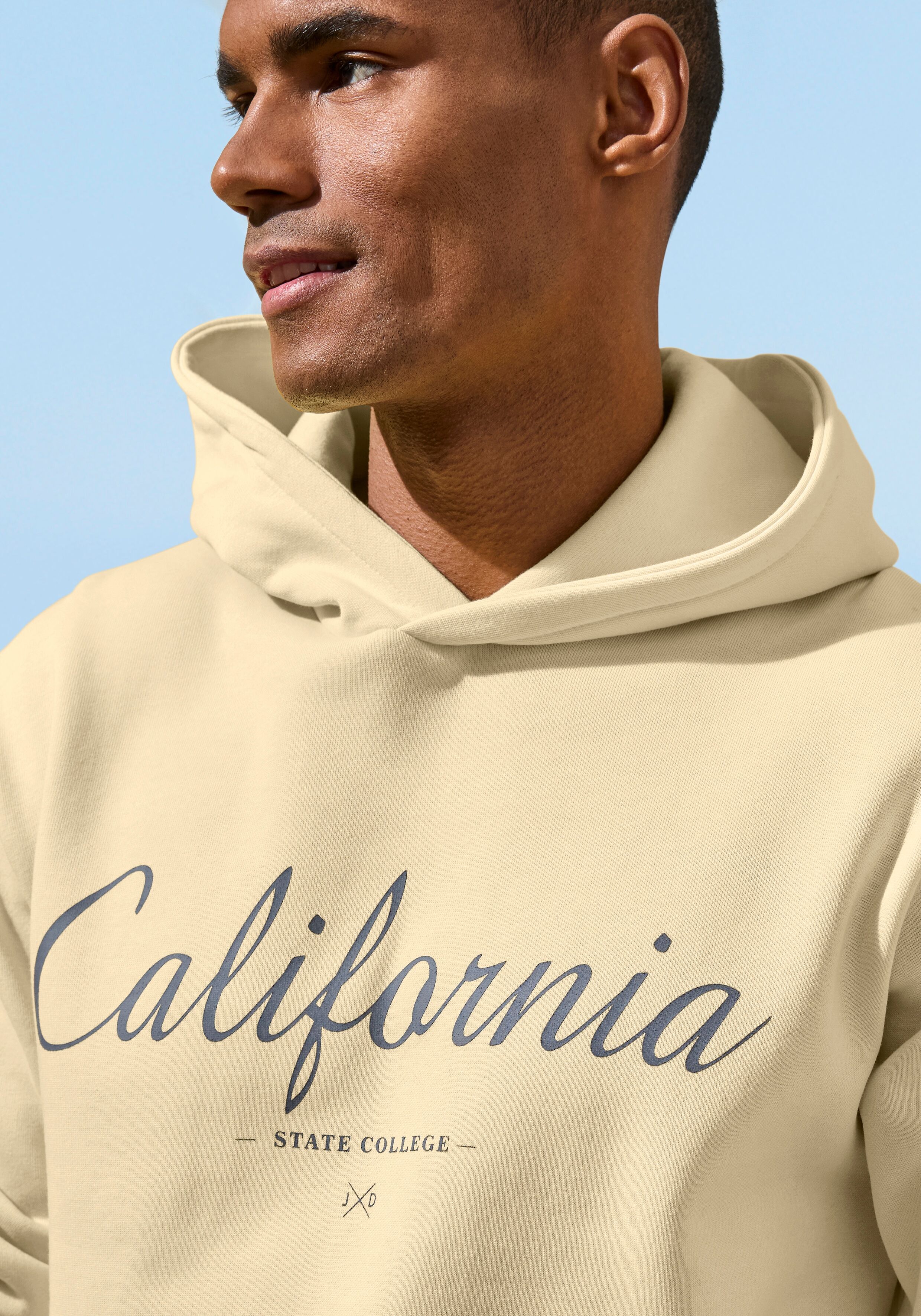 Hoodie JOHN DEVIN "bis Grösse 5XL", Herren, Gr. XL (56/58), beige (gelb), angeraute Sweatware, Obermaterial: 60% Baumwolle, 40% Polyester, unifarben, regular fit normal, Rundhals, angesetztes Bündchen, Sweatshirts Hoodie, Sweatshirt mit coolem Druck, aufg