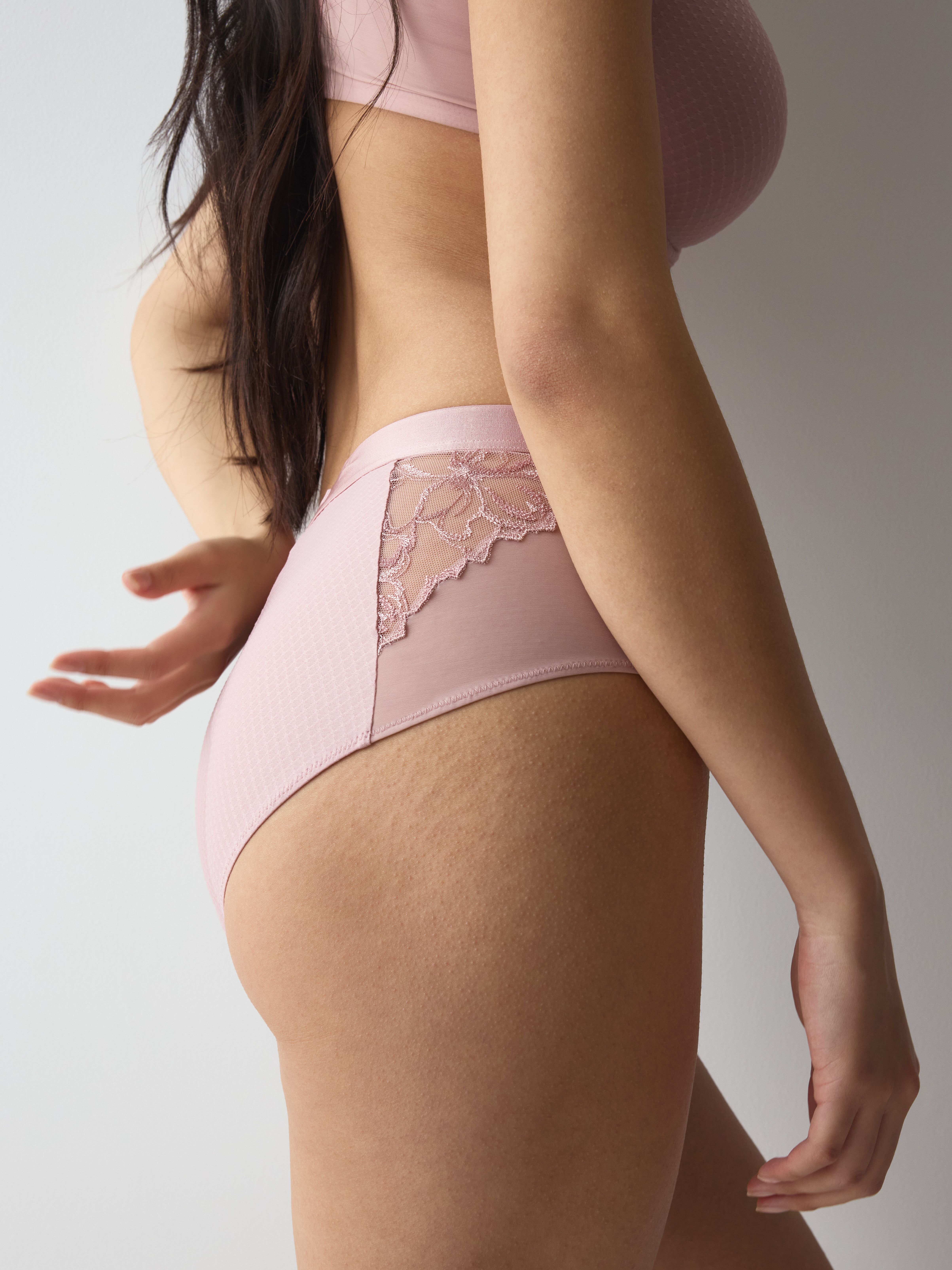 Maxislip TRIUMPH "Wild Azalea Florale", Damen, Gr. 48, Microtouch, rosa (sophia), Microtouch, Obermaterial: 82% Polyamid, 18% Elasthan, körpernah, Unterhosen Maxislip, Spitze, hochgeschnitten, Satin-Einfassung, elastisch sophia 48, Microtouch