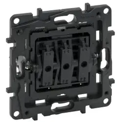 Legrand 864003 Niloe Step Einsatz 3-Fach Ausschalter 10Ax