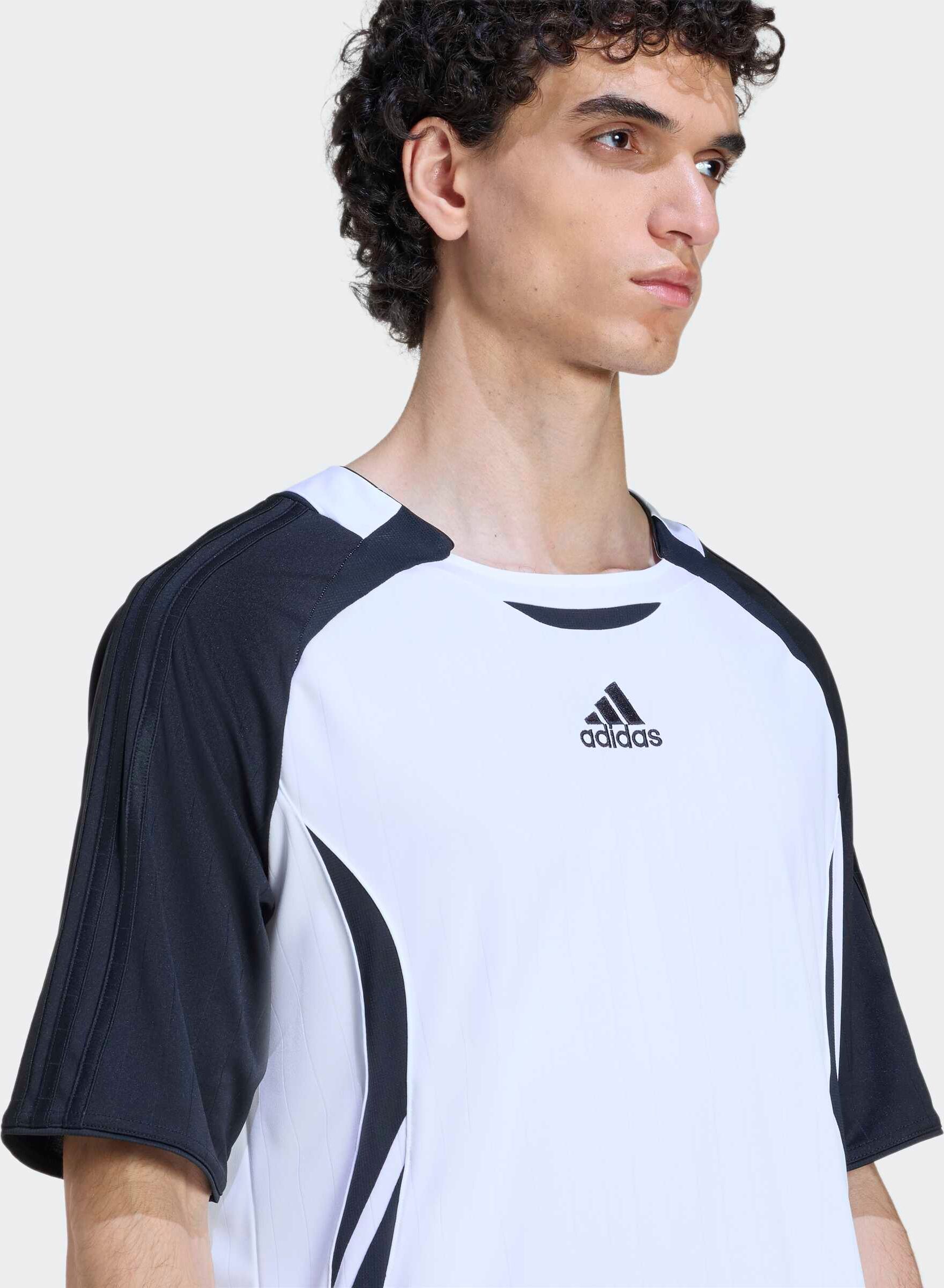 T-Shirt ADIDAS ORIGINALS "TEAMGEIST ADICOLOR", Herren, Gr. XL, schwarz-weiss (weiß), Obermaterial: 100% Polyester, normal, Rundhals, Shirts T-Shirt, sportlicher Look, Kurzarm, mit Rundhalsausschnitt weiß XL