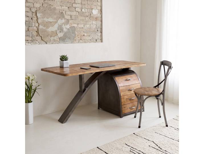 Bureau industriel d'inspiration scandinave
