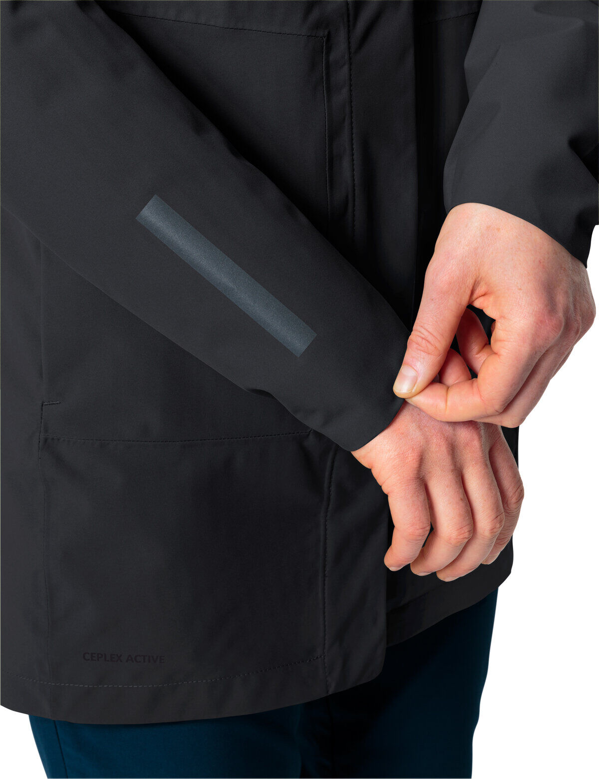 Funktionsmantel VAUDE "WOMEN'S CYCLIST PADDED PARKA II", Damen, Gr. 46, schwarz, Obermaterial: 100% Polyester, unifarben, elastischer Bund, Mäntel Funktionsmantel, wasserdicht, winddicht, atmungsaktiv, mit reflektierenden Details schwarz 46