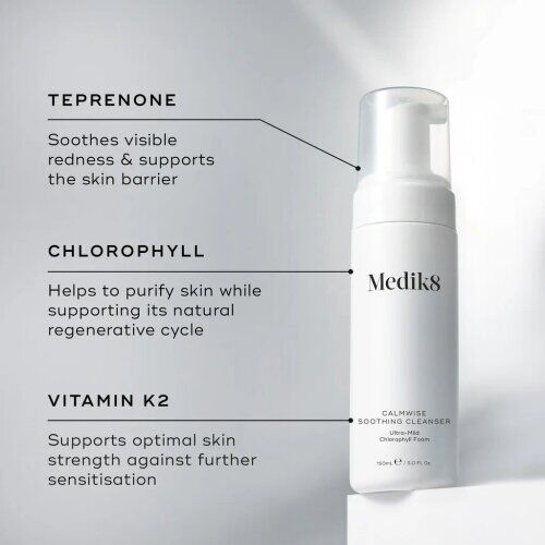 Medik8 Calmwise Soothing Cleanser Espuma de Limpeza Calmante 150ml