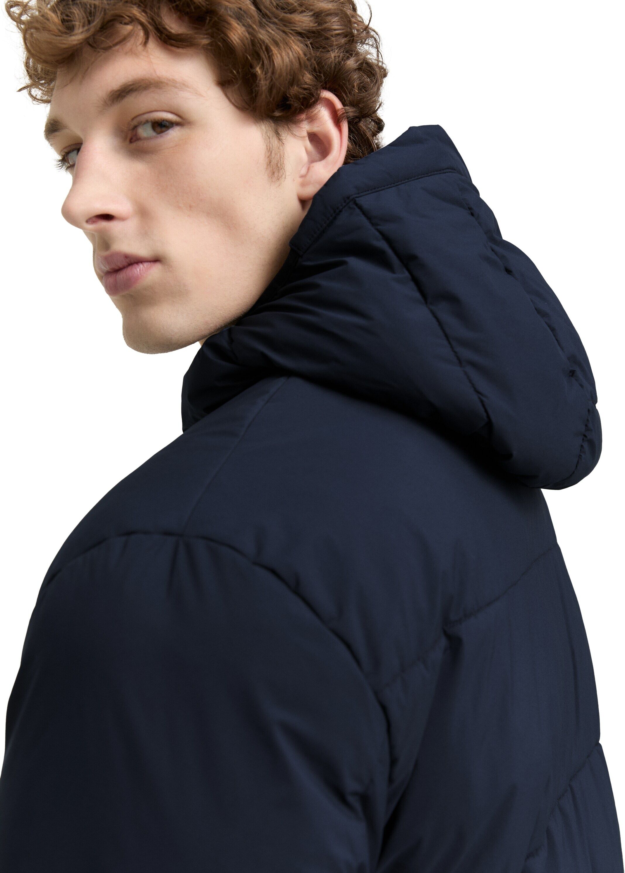 Steppjacke TOM TAILOR DENIM, Herren, Gr. XXL, blau (sky captain blau), Web, Obermaterial: 100% Polyester. Futter: 100% Polyester, Strukturmuster, unifarben, regular fit Po-bedeckend, elastischer Bund, Jacken Steppjacke, mit Logo Print sky captain blau XXL