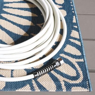 SAFAVIEH Courtyard Helmtrude Casual Rug
