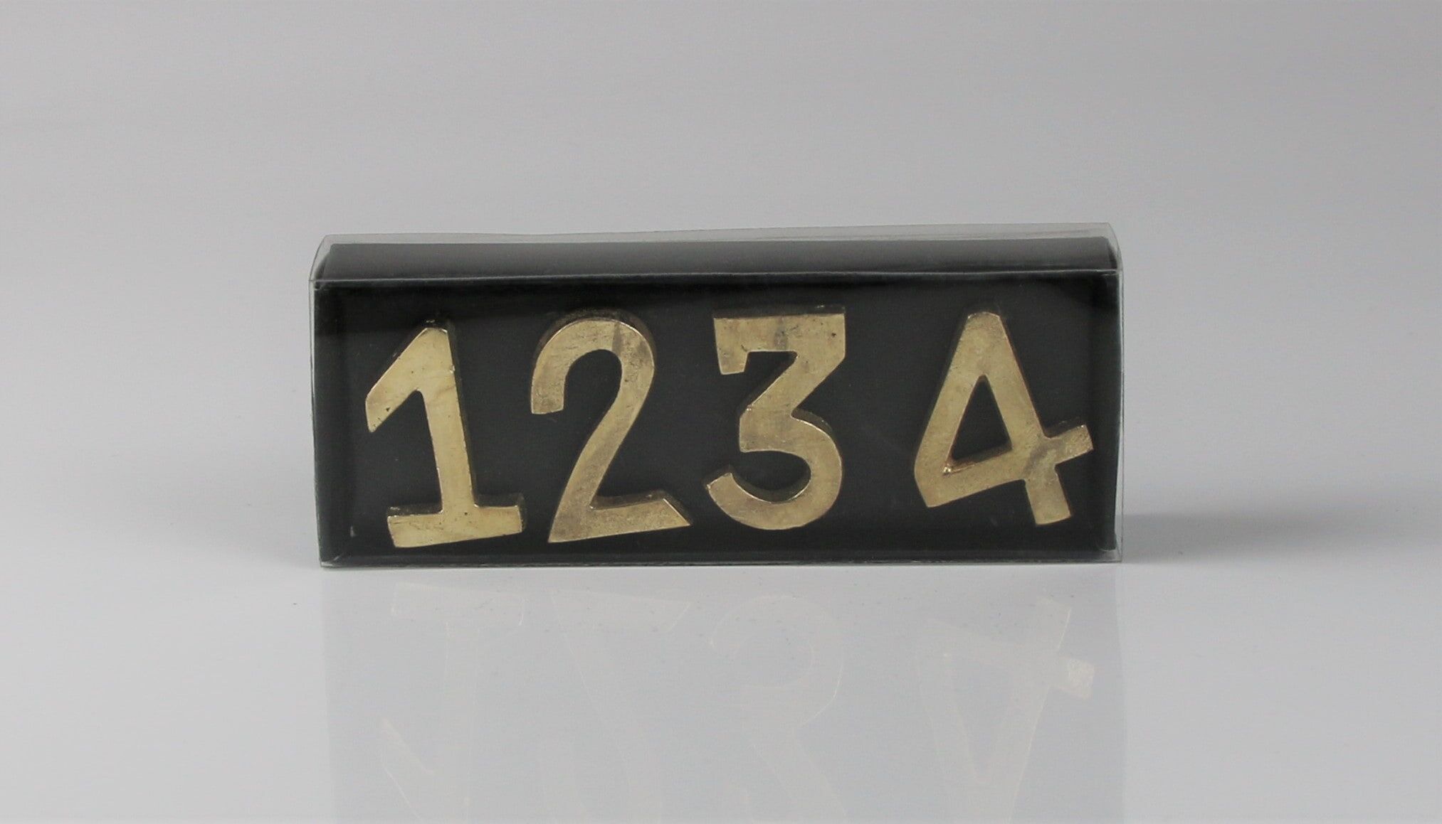 Deko-Schriftzug AM DESIGN "Kerzenstecker, aus Aluminium", gold, B:5cm, Aluminium, Dekofiguren, Deko-Schriftzug, 2er Set