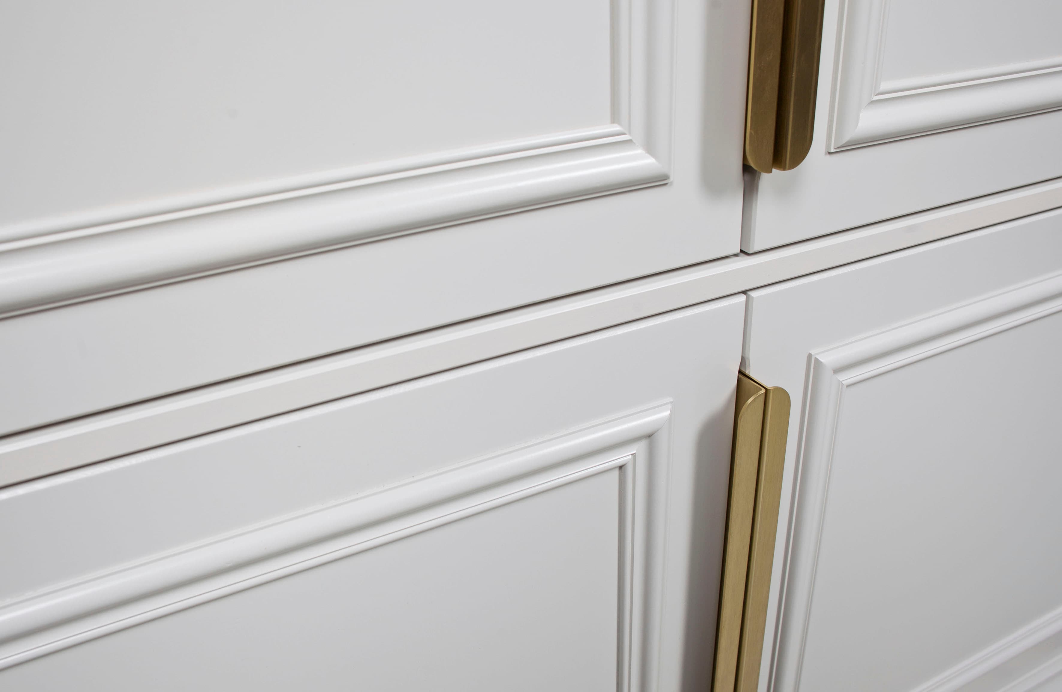 Garderobenschrank WOOOD "Organize FSC-Kiefernholz mit Zierleisten-Türen und Metallgriffen", grau, B:110cm H:215cm T:62cm, Holzwerkstoff, Schränke, Garderobenschrank, H 215 x B 110 x T 62 cm, Wandbefestigung empfohlen, pfleigleicht grau B/H/T: 110cm x 215c