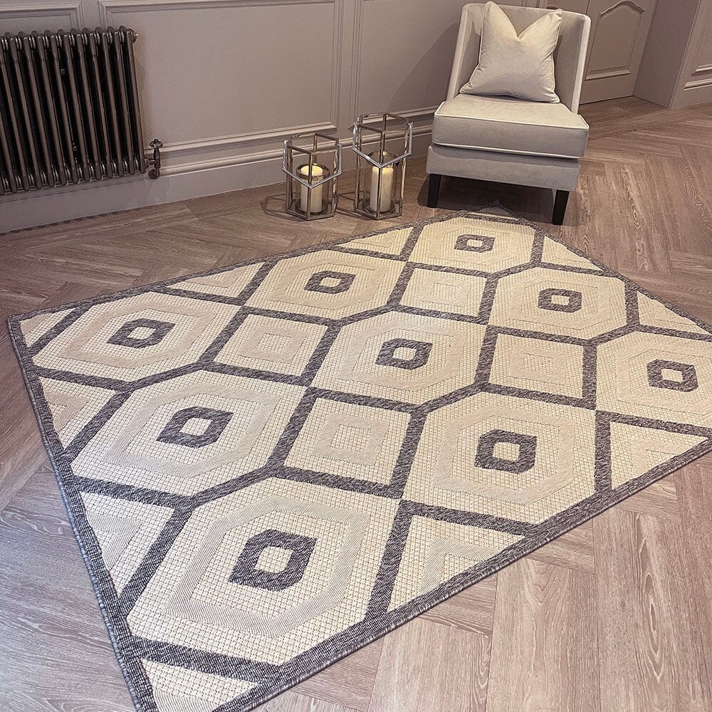 Hatfield Cream & Grey Geometric Indoor / Outdoor Rug, 122 x 183cm