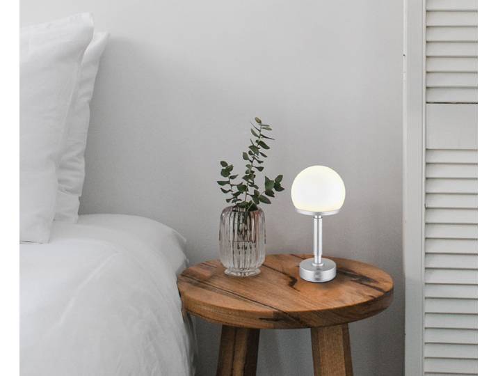 Lampe de table LED Haku - Type B Ø 14cm Blanc/Argenté/Silver White Matériau : Matière plastique Type de matière synthétique : Verre acrylique