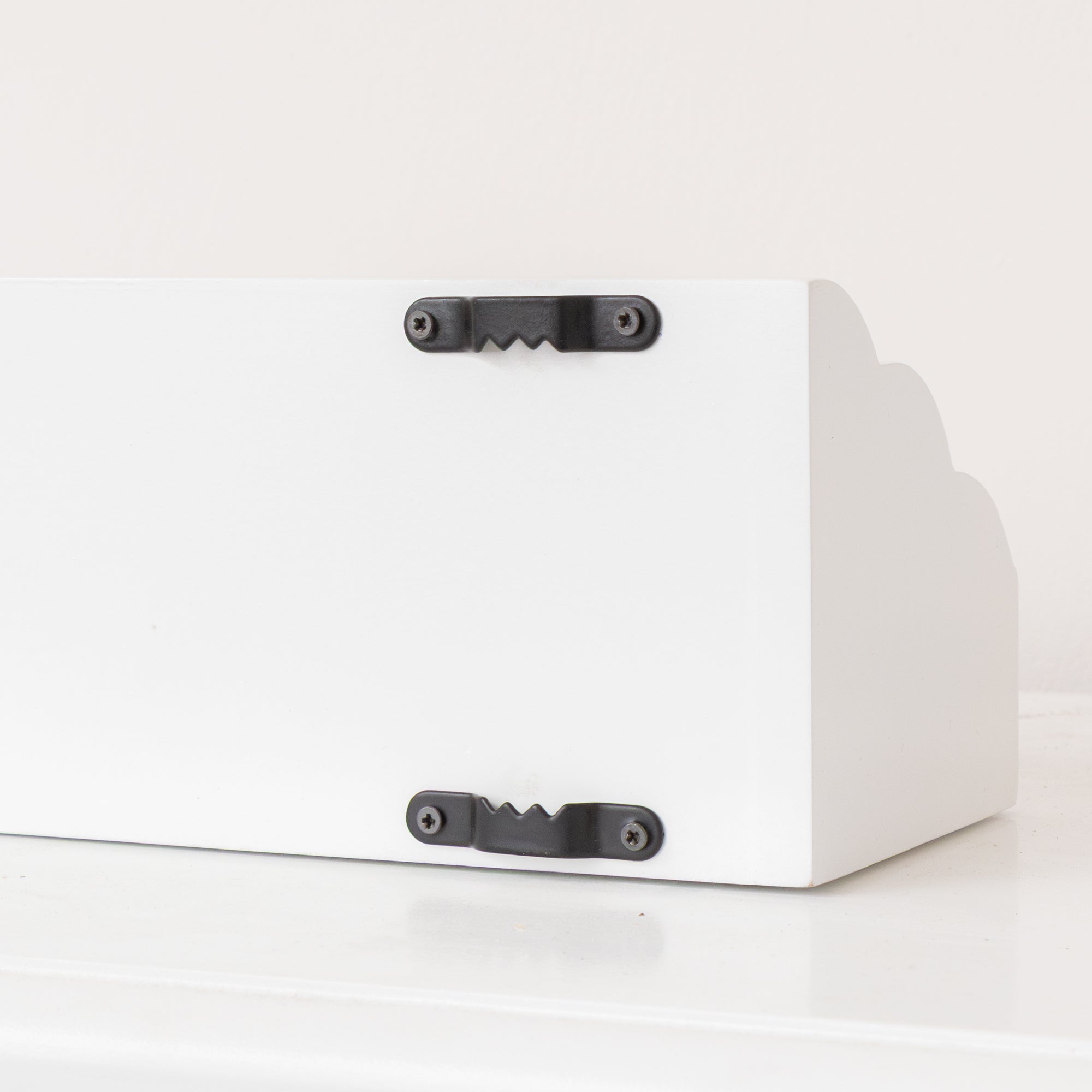 Large White Scalloped Wall Storage Shelf - 61cm Material: Home Decor & Accessories/Shelves & Storage