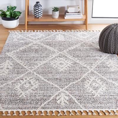SAFAVIEH Chapel Francia Moroccan Boho Rug