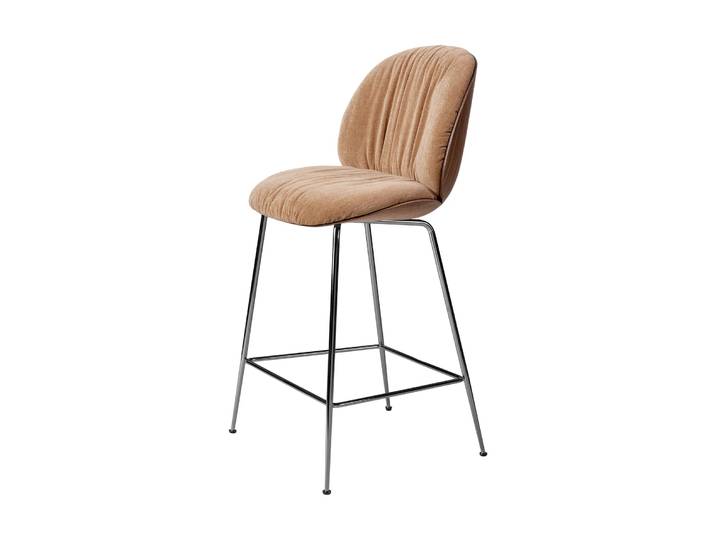 GUBI Beetle Soft Barhocker 65 cm vorderseitig bezogen Belsuede Dedar 132-lackierte Walnuss-Schwarz Chrom