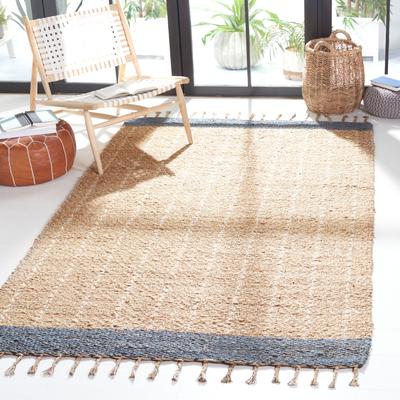 SAFAVIEH Handmade Cape Cod Cosette Jute Tassel Rug